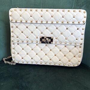 Valentino Garavani Medium Nappa Rockstud